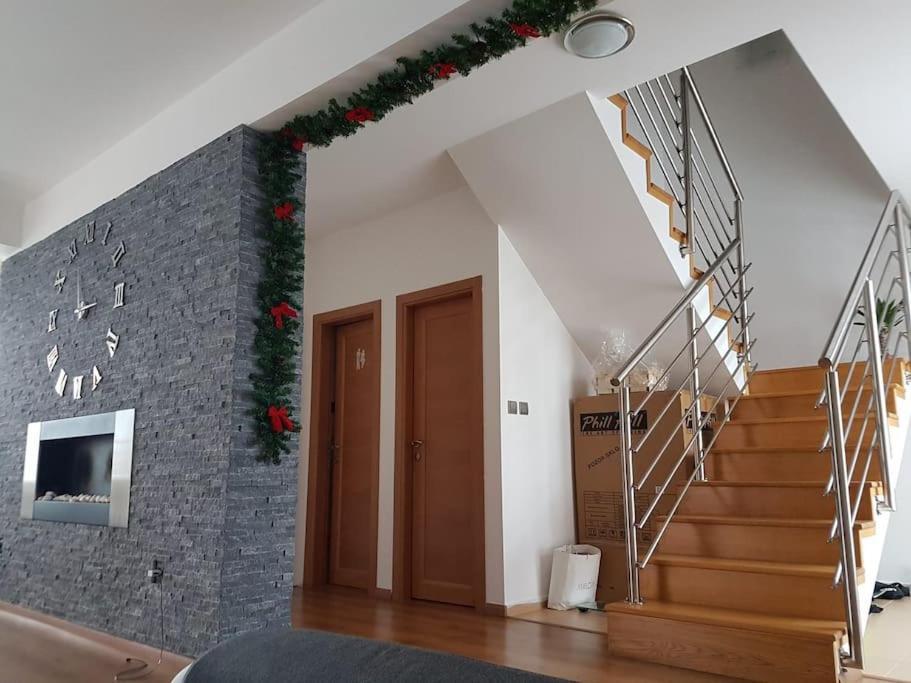 Mezonetovy Apartman V Centre Novej Dubnice Ilava Ngoại thất bức ảnh